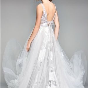 Wedding gown
